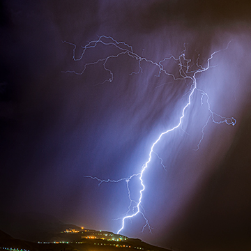 Lightning strike in Tehran